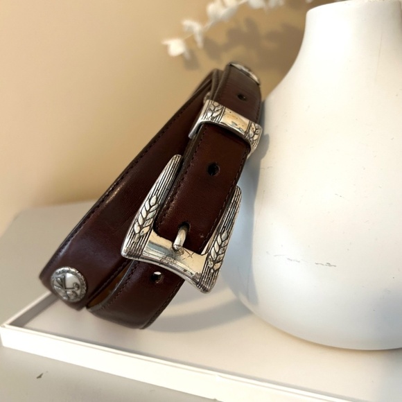 Vintage Brighten Men’s Leather Golf Belt with Silver Buckle Size 42 EUC - Picture 10 of 13